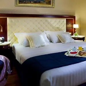 **** Hotel Mondial Włochy